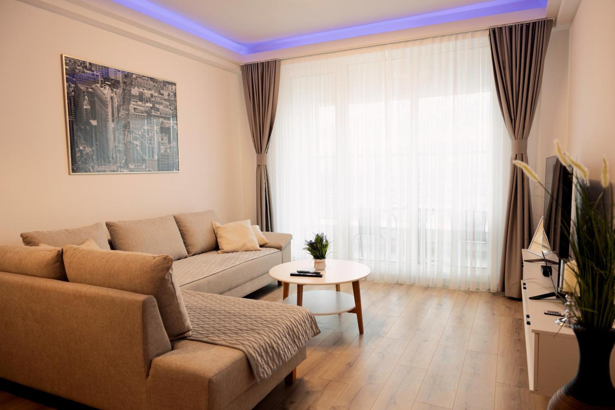 33Rd Floor Twin Apartments In Cevahir Sky City Complex With Pool, Spa, Fitness And Parking Included In Price Skopje Zewnętrze zdjęcie